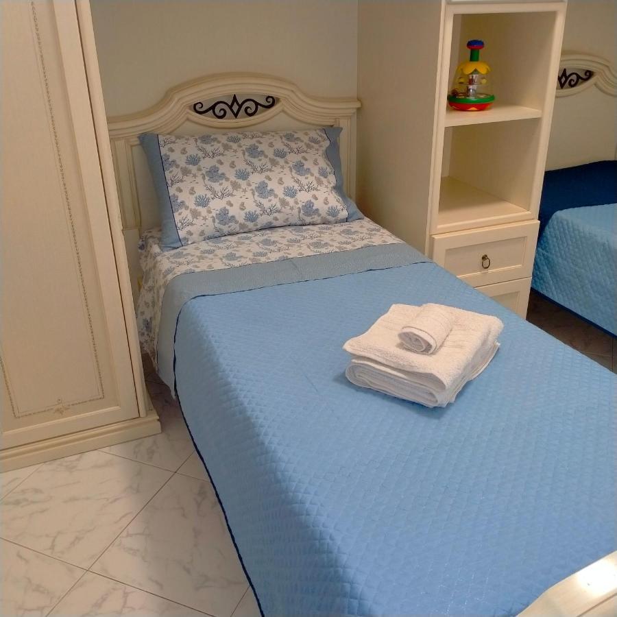 Casa Vacanza Rosariomaria 雷阿尔蒙特 外观 照片